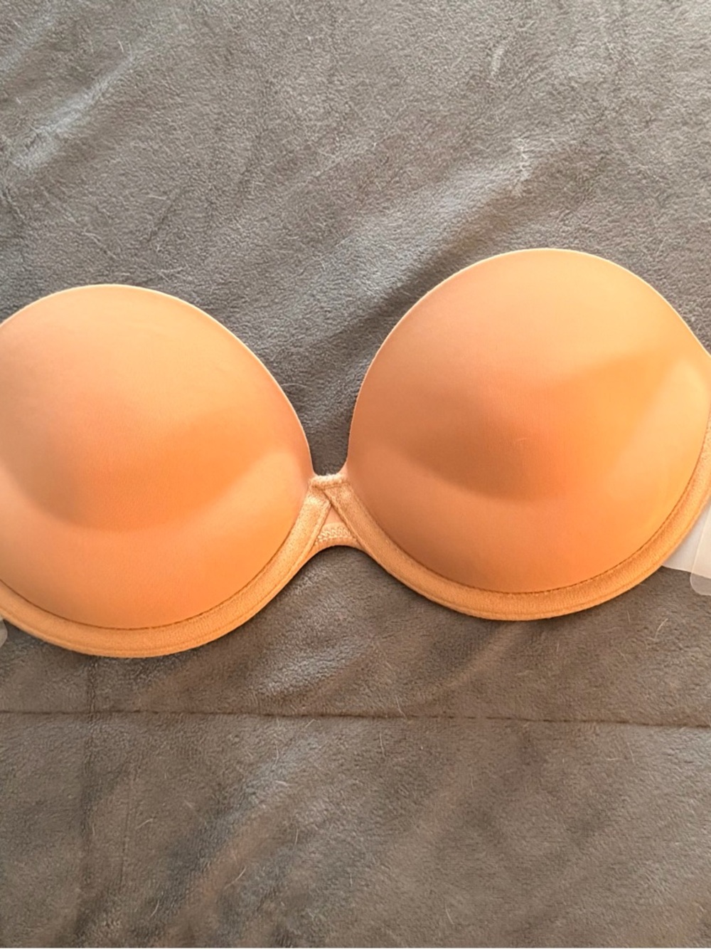 Victoria's Secret Strapless Bandeau Bra in Peach
